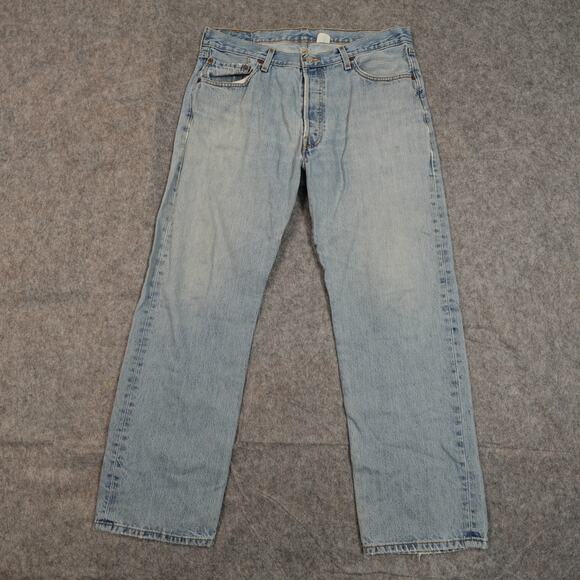 Vintage Levi's Jeans Mens 36x29 501 Button Fly Light Wash Denim 100% Cotton - Picture 1 of 13